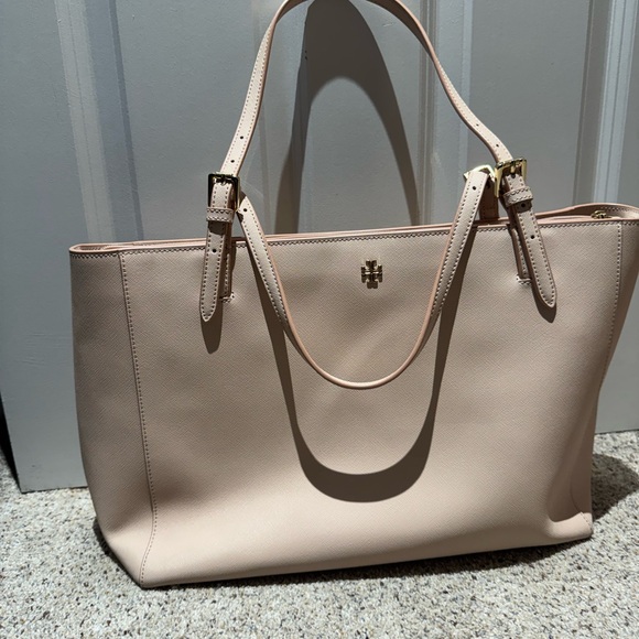 Tory Burch Handbags - Tory Burch Pink Leather Tote Bag